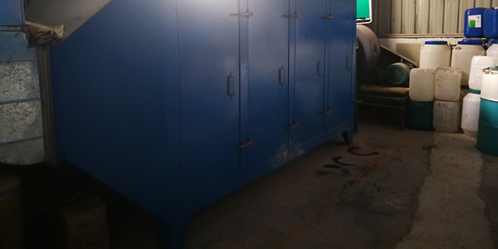 清洗劑生產廢氣處理(活性炭吸附器)技術