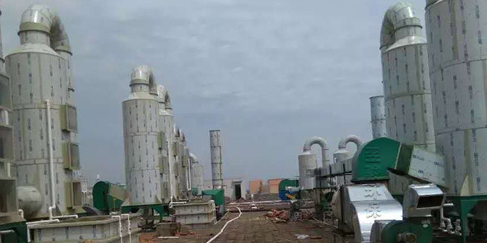 環保設備pp廢氣凈化塔安裝